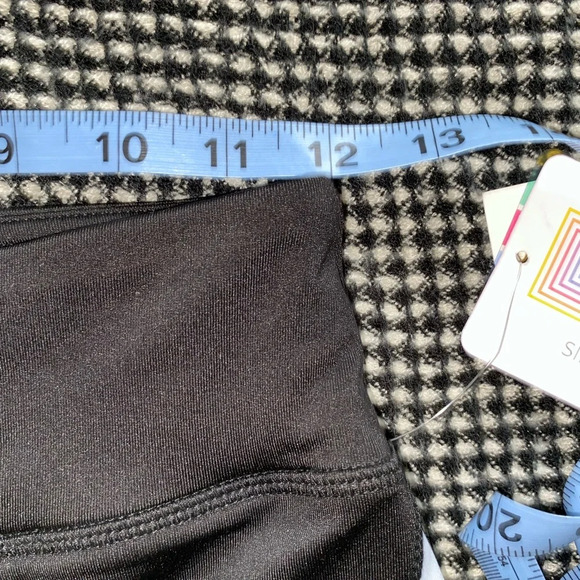 Lularoe Jade Leggings - Picture 8 of 9